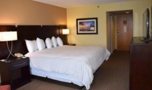 Bridgepointe Hotel & Marina New Bern Room photo